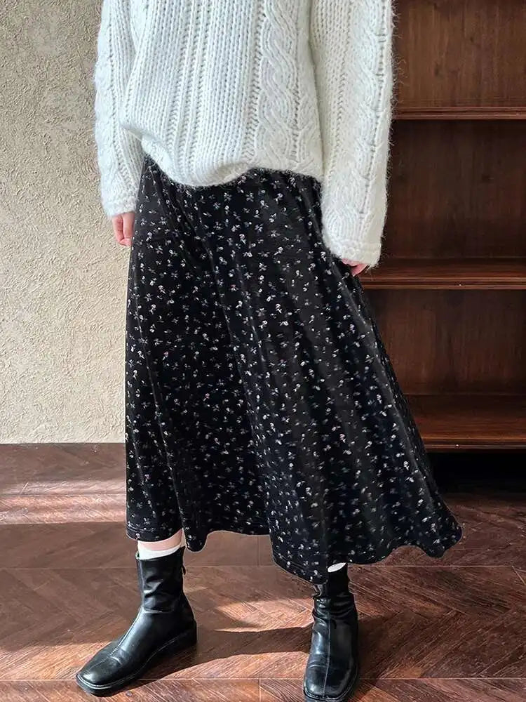 High Elastic Waist Black Pattern Printed Velvet A-line Half-body Skirt Women Fashion Tide New Spring Autumn 2025 1DH8929