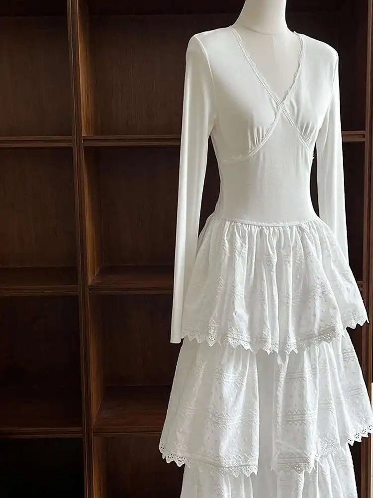 Women White Brief Slim Elegant Layers Long Cake Dress New V-Neck Long Sleeve Fashion Tide Spring Autumn 2025 1DH9982