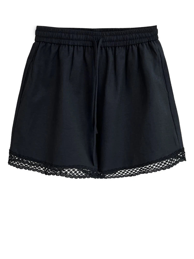 Women White Hollow Out Lace Pocket Casual Wide Leg Shorts New High Waist Trousers Fashion Tide Spring Summer 2025 1DJ1363