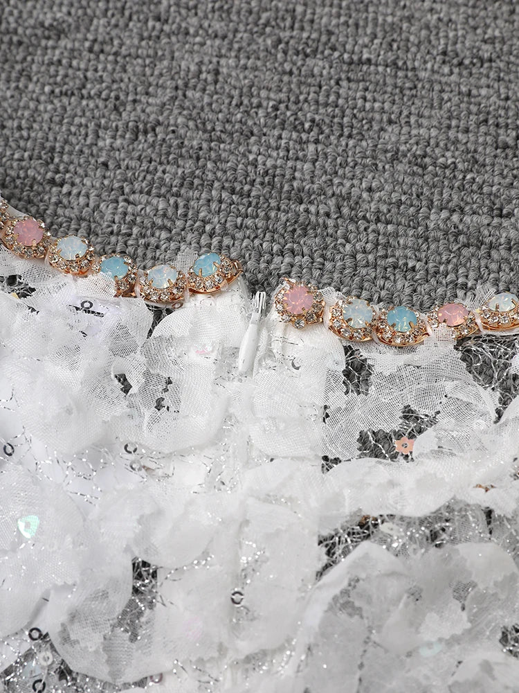 Women White Lace Rhinestones Elegant Slim Mini Dress New Round Neck Short Sleeve Fashion Tide Spring Summer 2025 CPG2980