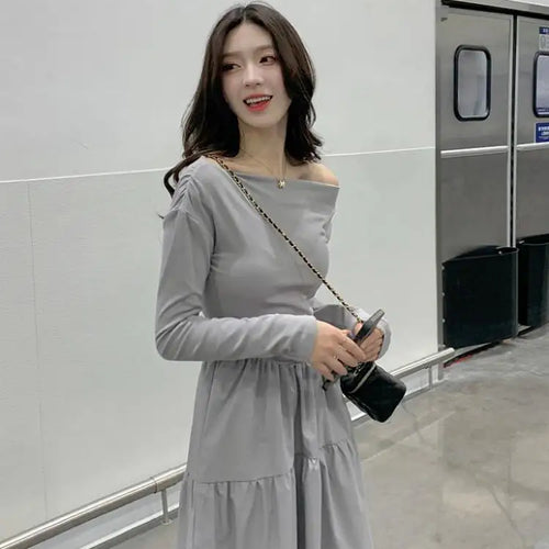 Load image into Gallery viewer, Autumn Gray Elegant High Waist Evening Party Dresses Women Long Sleeve Off Shoulder Sexy Club Pleated Long Dress French Popular
