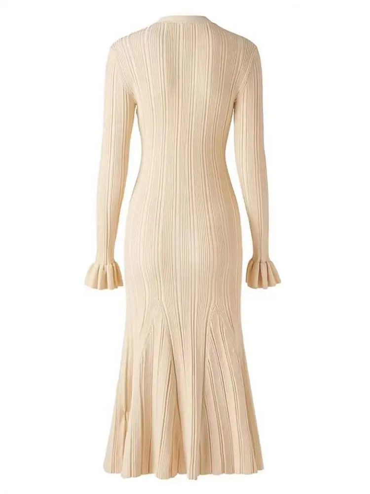 French Autumn 2024 New Women's Black Beige Single Breasted Temperament Knitted Dress Elegant Slim Office Lady Long Sleeve Dress