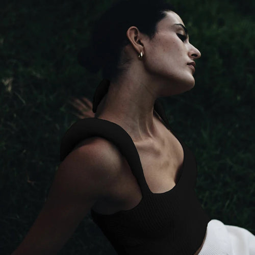 Load image into Gallery viewer, Backless Knit Sweater Crop Tops For Women Vest Fashion Spaghetti Strap Sleeveless Knitted Tank Tops Ladies Camis Tops
