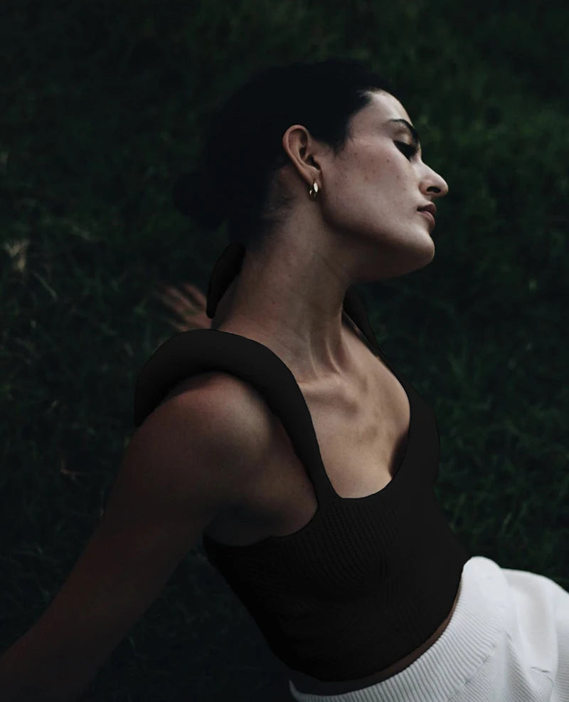 Backless Knit Sweater Crop Tops For Women Vest Fashion Spaghetti Strap Sleeveless Knitted Tank Tops Ladies Camis Tops