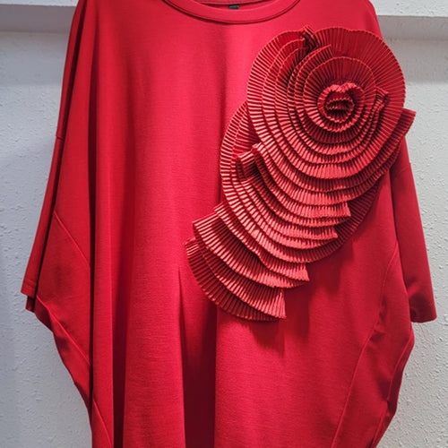Load image into Gallery viewer, Women Rose Red Three-dimensional Flower Big Size T-shirt New Round Neck Short Sleeve Fashion Spring Summer 2025 1DH9985
