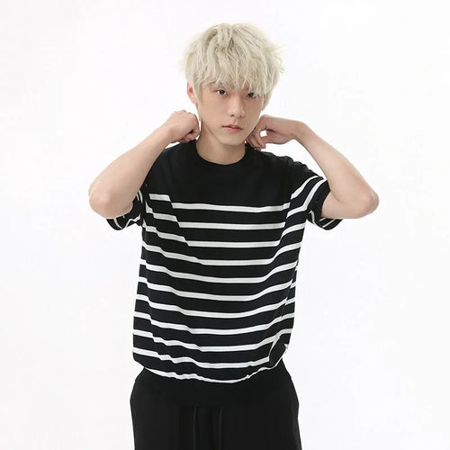 Load image into Gallery viewer, Summer Men's T-shirts Short Sleeve New Korean Striped Contrast Color Pullover Round Neck Casual Simple Male T-shirt 9W1601
