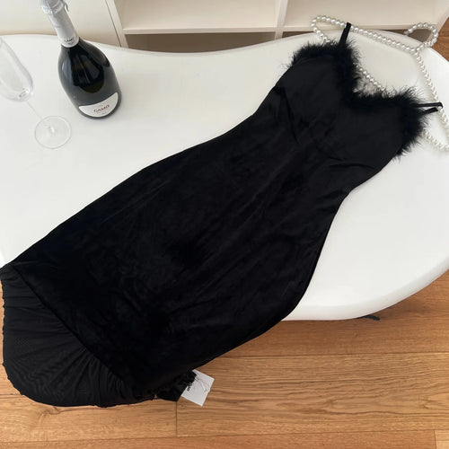 Load image into Gallery viewer, Autumn French New Sexy Long Dress Women Fashion Black Velvet Patchwork Mesh Plush V Neck Sleeveless Slim Backless Fishtail Dress
