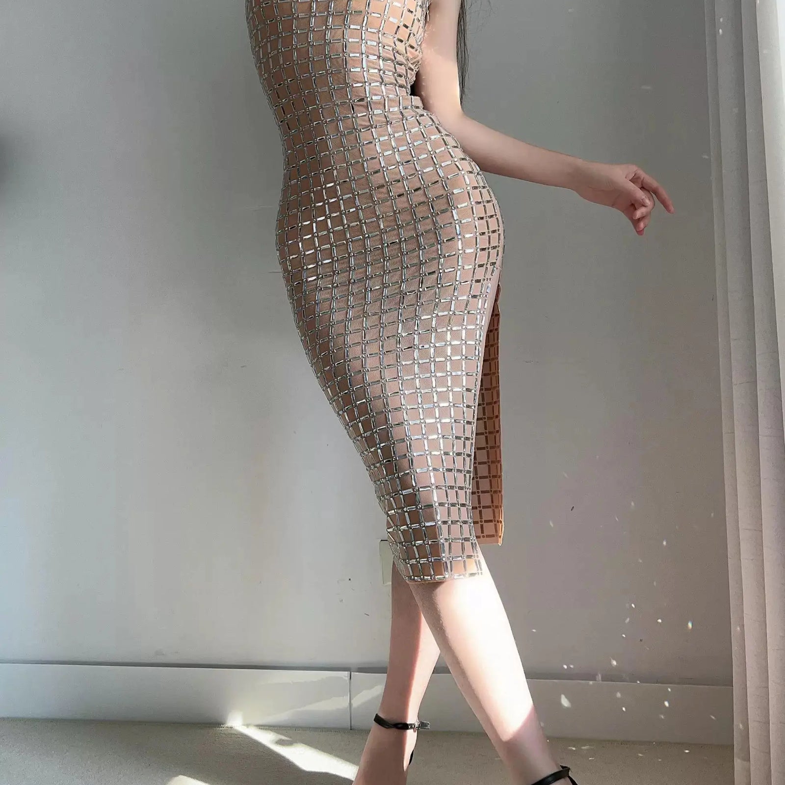 Summer French 2024 Khaki V Neck Sleeveless Party Slip Long Dress Women New Sexy Backless Slim Festival Wrap Hip Split Dress Chic