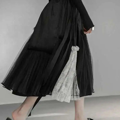 Load image into Gallery viewer, High Elastic Waist Black White Mesh Asymmetrical Half-body Skirt Women Fashion Tide New Spring Autumn 2025 1DD6027
