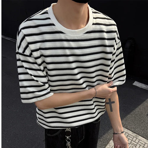 Load image into Gallery viewer, Striped Men's T-shirts New Summer Short Sleeve Loosse Round Neck Fashion Pullover Trendy Men's Top Contrast Color 9W1562
