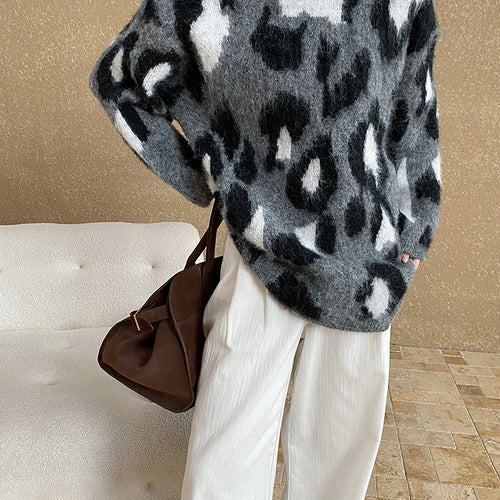 Load image into Gallery viewer, Gray Leopard Big Size Knitting Sweater Round Neck Long Sleeve Women Pullovers New Fashion Tide Spring Autumn 2025 1DH7968
