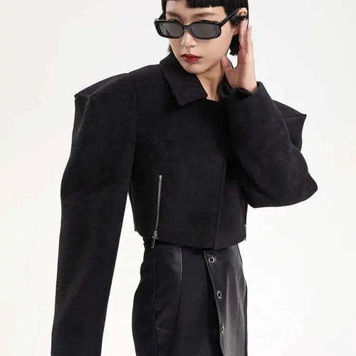 Load image into Gallery viewer, Loose Fit Black Shaped Elegant Short Woolen Coat Parkas New Long Sleeve Women Fashion Tide Autumn Winter 2025 17A1788
