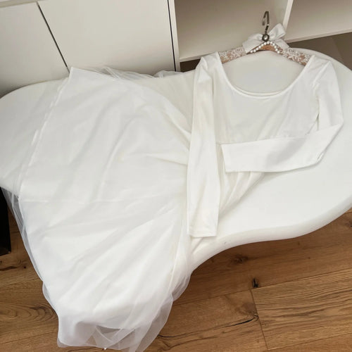 Load image into Gallery viewer, Vintage Autumn 2024 White Mesh Elegant Round Neck Pleated A-line Dress Women High Waist Long Sleeve Backless Dress Casual Simple
