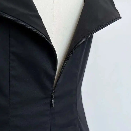 Load image into Gallery viewer, Women Black Pleated Elegant Pleated Long A-line Dress New Round Neck Sleeveless Fashion Tide Spring Summer 2025 1DH6117
