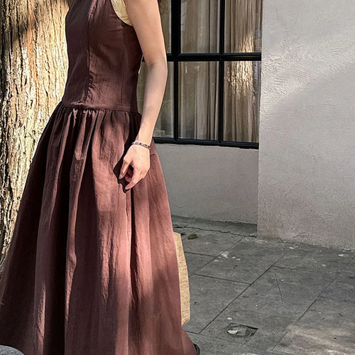 Load image into Gallery viewer, Women Coffee Color-block Elegant Long Vest Dress New Round Neck Sleeveless Fashion Tide Spring Summer 2025 1DJ0743
