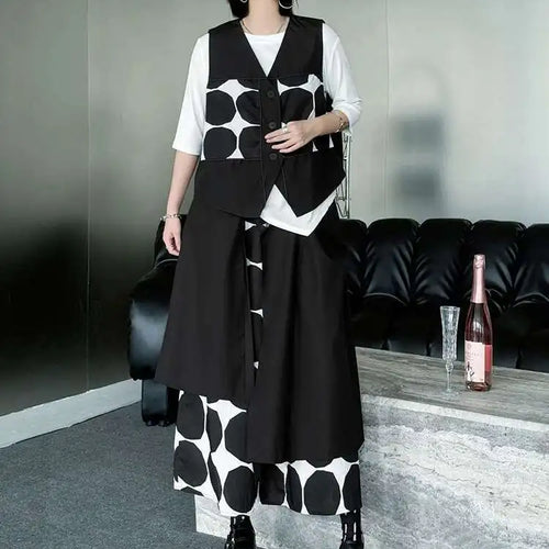 Load image into Gallery viewer, Big Size Black Dot Vest Wide Leg Pants Two Piece Suit New V-Neck Sleeveless Women Fashion Tide Spring Autumn 2025 1DJ1039
