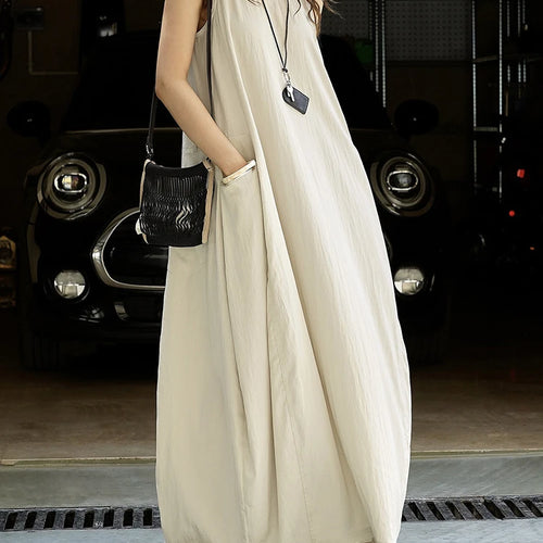 Load image into Gallery viewer, Women Khaki Brief Pocket Casual Long Elegant Bud Dress New Round Neck Sleeveless Fashion Tide Spring Summer 2025 1DJ1330
