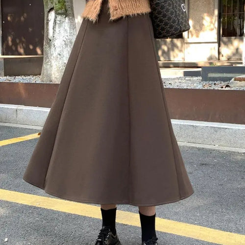 Load image into Gallery viewer, Black Woolen Long Skirt Women Autumn Winter Brown Vintage Elegant Female A Line High Waist Red Umbrella Skirt Thick Fashion
