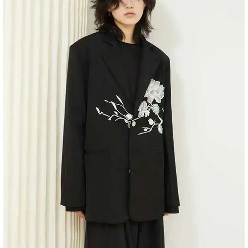 Load image into Gallery viewer, Women Black Embroidery Flower Big Size Blazer New Lapel Long Sleeve Loose Fit Jacket Fashion Spring Autumn 2025 1DF3628
