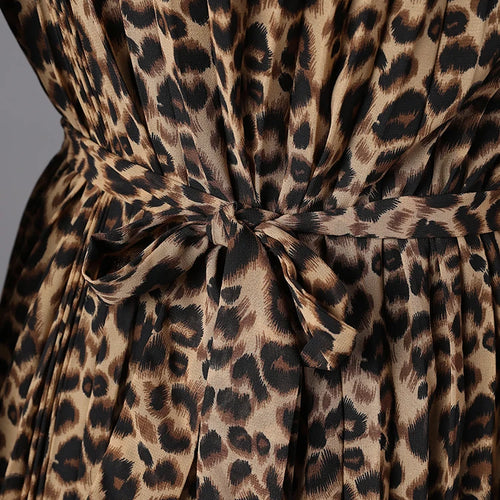 Load image into Gallery viewer, Women Brown Leopard Printed Rhinestones Long Dress New Round Neck Long Sleeve Fashion Tide Spring Autumn 2025 3WM2692
