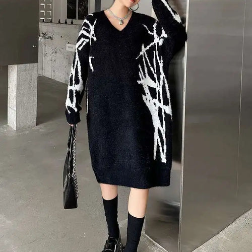 Load image into Gallery viewer, Women Black Pattern Thick Warm Big Size Sweater Dress New V-Neck Long Sleeve Fashion Tide Spring Autumn 2025 1DH8735
