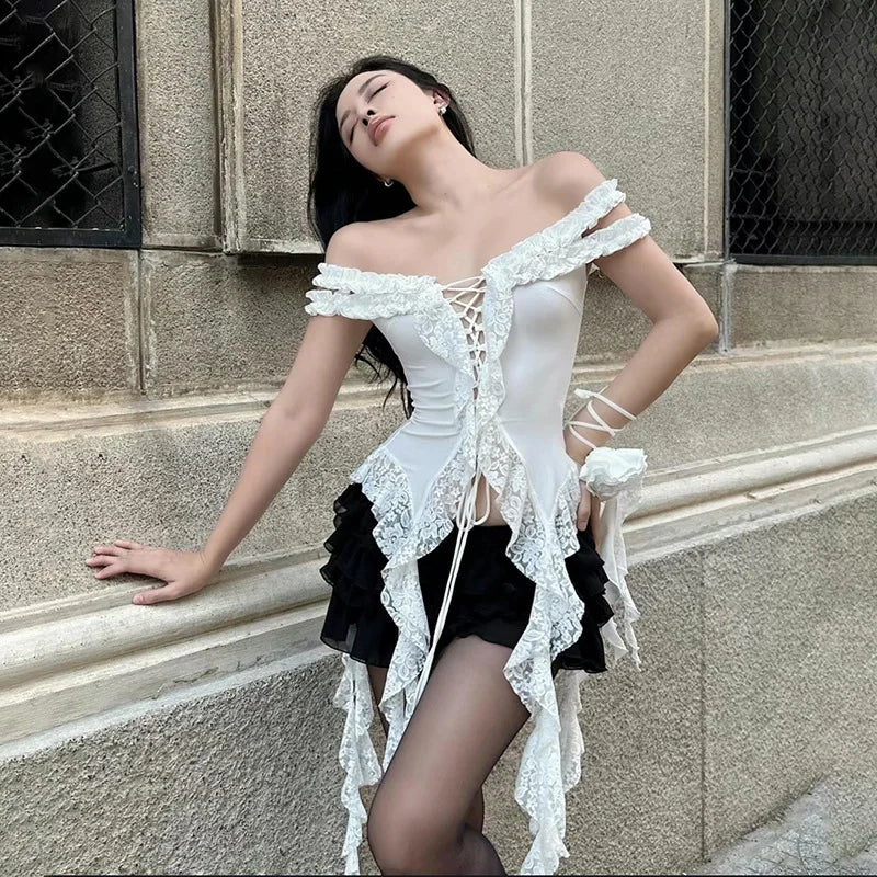 Sexy Hollow Out Bandage Streetwear T-shirts Y2k Aesthetic Irregular Lace Patchwork Tees Harajuku Vintage Slash Neck Tops Women