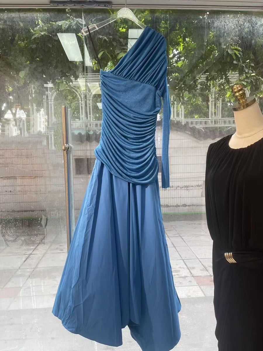 Solid Spliced Folds Irregular Dresses for Women Diagonal Collar One Shoulder High Waist Long Dress Female Clothing