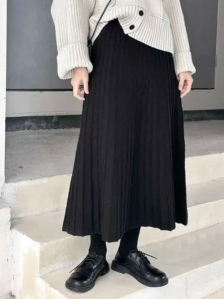 High Elastic Waist Black Pleated Knitting Sweater A-line Half-body Skirt Women Fashion Tide New Autumn Winter 2025 1DH9208