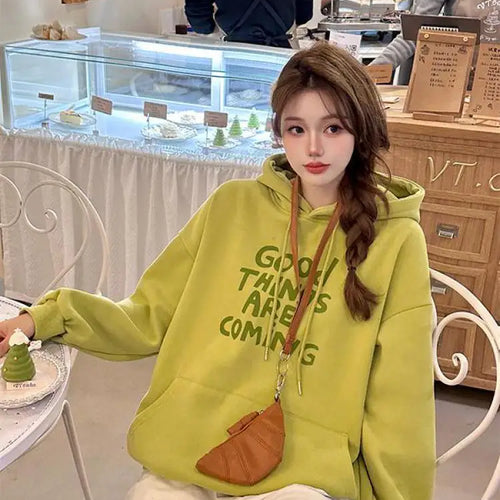 Load image into Gallery viewer, Autumn Winter 2025 Pink Green Letter Printed Elegant Pullover Fashion Short Hooded Sweatshirt Women Grey Long Sleeve Tops Trendy
