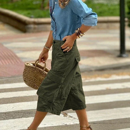 Load image into Gallery viewer, Summer Woman Wide Leg Capris Pants with Pockets New Trendy Split-joint Buttoned Loose Cropped Cargo Pants Female
