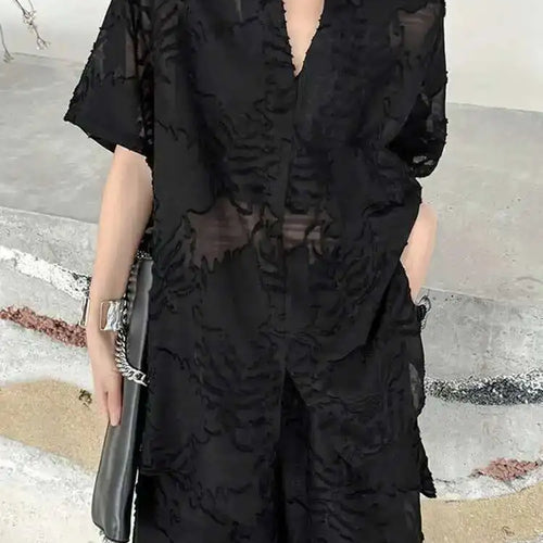 Load image into Gallery viewer, Black Jacquard Shirt Wide Leg Shorts Two Piece Suit New Lapel Short Sleeve Women Fashion Tide Spring Summer 2025 1DH5817
