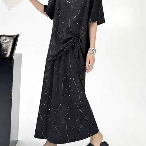 Load image into Gallery viewer, Printed Pleated T-shirt Skirt Two Pieces Suit New Round Neck Short Sleeve Women Fashion Tide Spring Summer 2025 1DJ1161
