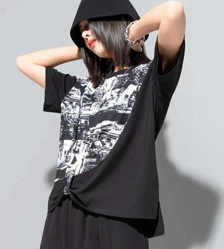 Women Black Printed Irregular Pleated Big Size T-shirt New Round Neck Short Sleeve Fashion Tide Spring Summer 2025 1DF8956