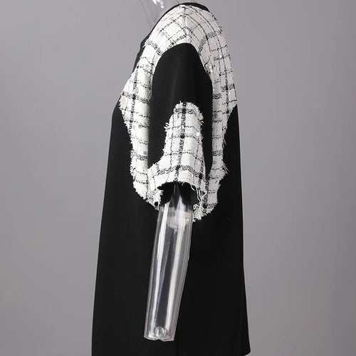 Load image into Gallery viewer, Women Black Tweed Color-block Spliced Big Size T-shirt New Round Neck Short Sleeve Fashion Tide Spring Summer 2025 CPG3061
