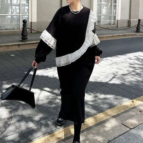 Load image into Gallery viewer, Women Black Ruffles Spliced Big Size Long Casual Dress New Round Neck Long Sleeve Fashion Tide Spring Autumn 2025 1DH7701
