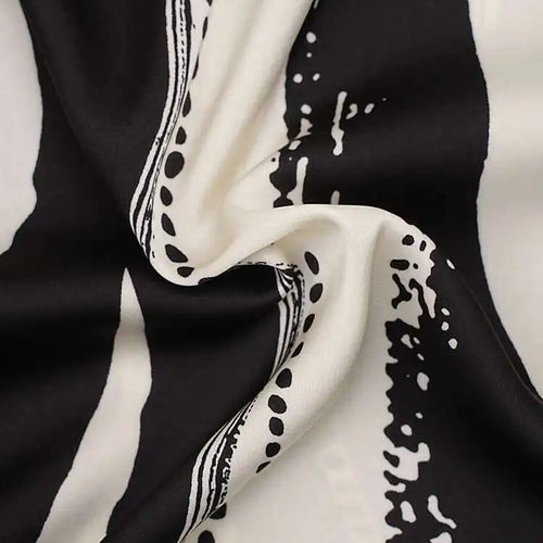 Load image into Gallery viewer, Women Beige Striped Printed Belted Elegant Midi Dress New V-Neck Sleeveless Fashion Tide Spring Summer 2025 CPG1504
