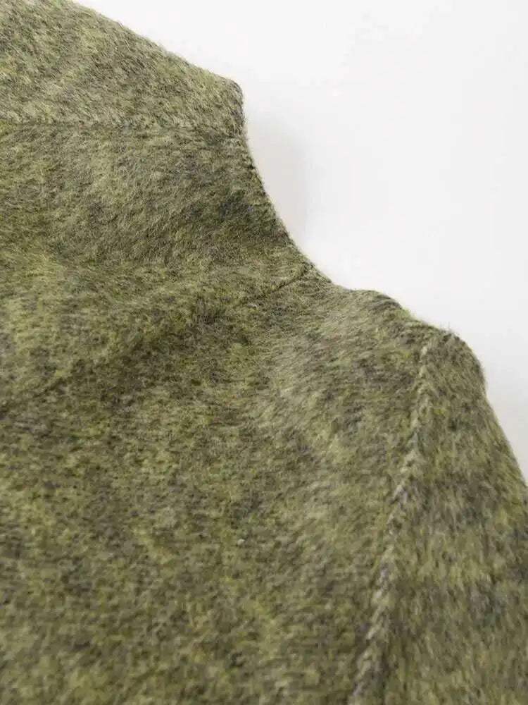 Green Big Size With Scarf Woolen Coat New Round Neck Long Sleeve Women Jacket Fashion Tide Autumn Winter 2025 2DA2386