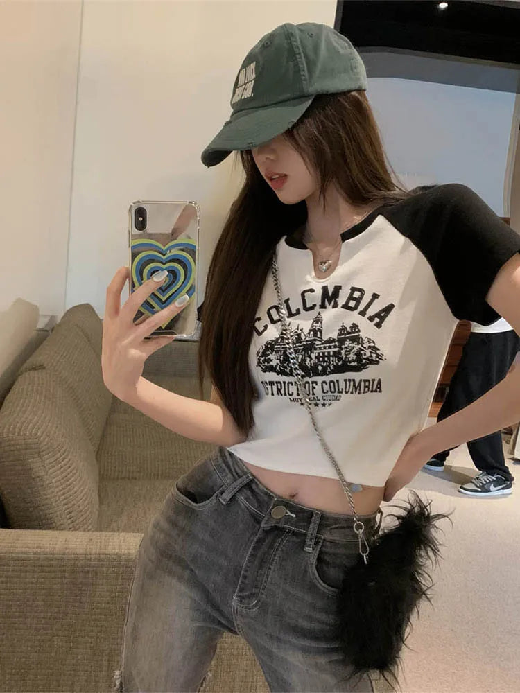 Vintage Printed T-Shirts Women Slim V-Neck Crop Top Y2k Aesthetic Short Sleeve Streetwear Grunge Tee Korean Version Pullovers