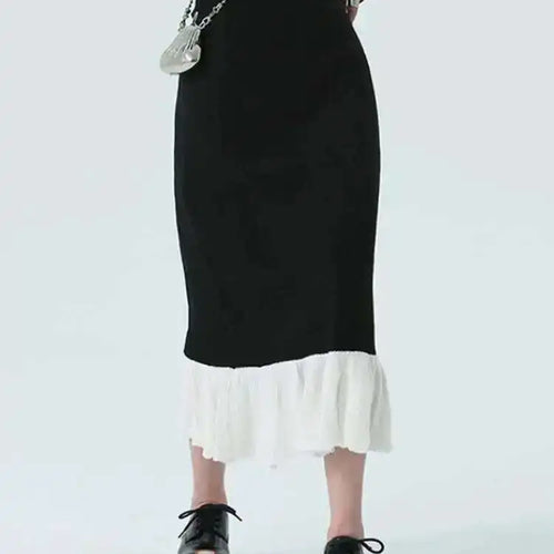 Load image into Gallery viewer, Color-block Knitting T-shirt Half-body Skirt Two Pieces Suit New Round Neck Women Fashion Spring Autumn 2025 1DH4959
