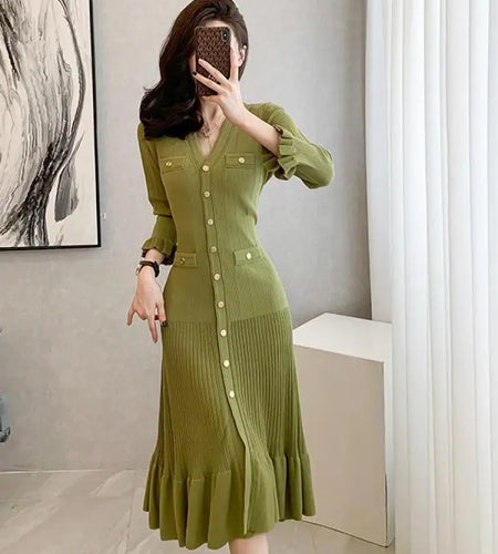 Autumn French Green V-neck Elegant Ruffles Knitted Dress Women Slim Long Sleeve Office Single Breast Dress 2024 New Fashion Chic