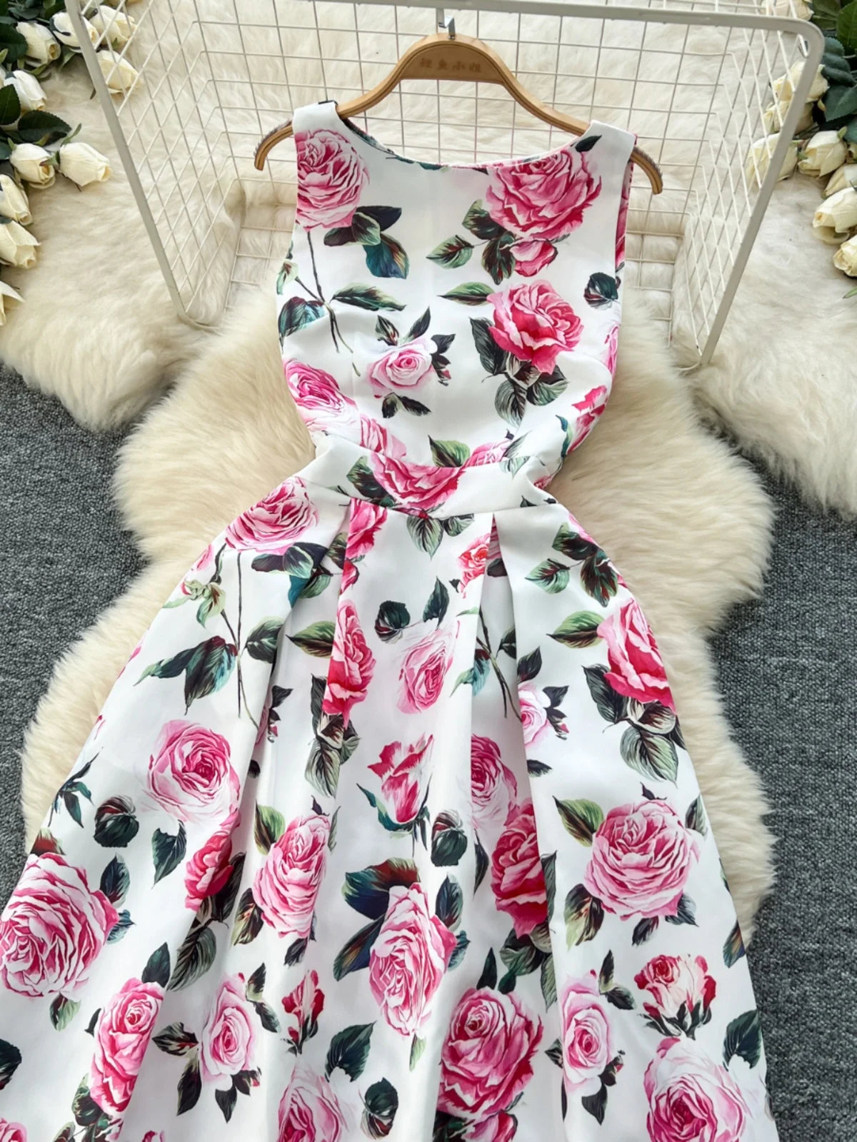 Women White Pink Flower Elegant Vest Long Dress 2025 Summer New Retro Sleeveless Fashion High Waist Pleated Dress Bohemian Trend