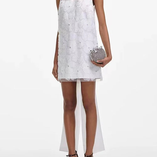 Load image into Gallery viewer, Solid Loose Spliced Embroidery Dresses for Women Round Neck Sleeveless Patchwork Bowknot Mini Dress Female Clothing
