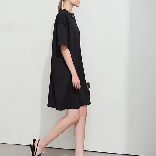 Minimalist T shirt Dress For Women 2025 Autumn New Elegant Fashion O Neck Short Sleeve Mid Length Knitted Dress 12511001