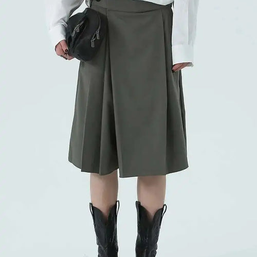 Load image into Gallery viewer, High Waist Gray Green Irregular Pleated Casual Knee Length Pants New Trousers Women Fashion Spring Autumn 2025 1DH4952
