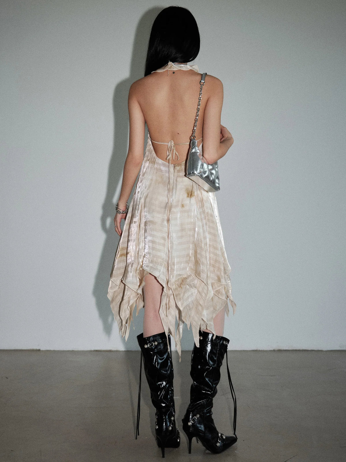 Women Apricot Printed Ruffles Irregular Backless Mini Dress New Halter Sleeveless Fashion Tide Spring Summer 2025 1DJ1462