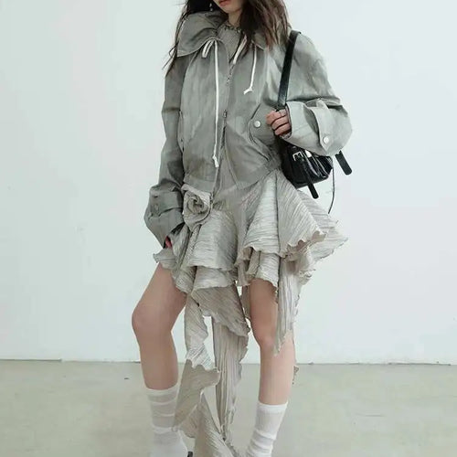 Load image into Gallery viewer, Women Gray Three-dimensional Flower Ruffles Mini Dress New Round Neck Sleeveless Fashion Tide Spring Summer 2025  1DJ0678
