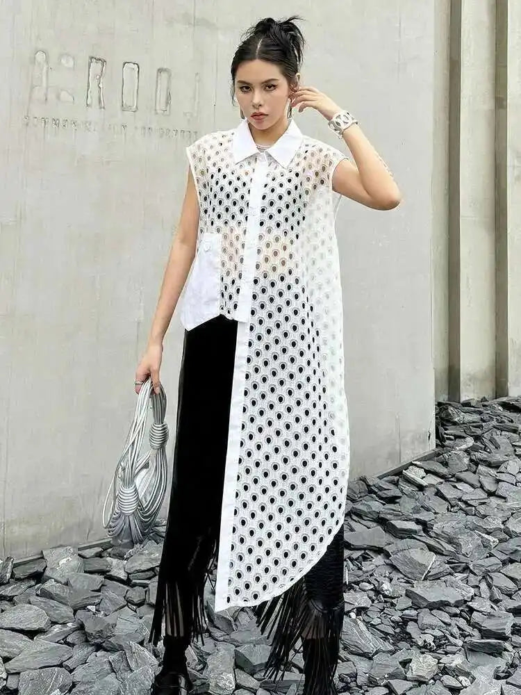 Women White Mesh Irreuglar Perspective Big Size Blouse New Lapel Sleeveless Shirt Fashion Tide Spring Summer 2025 1DH5527
