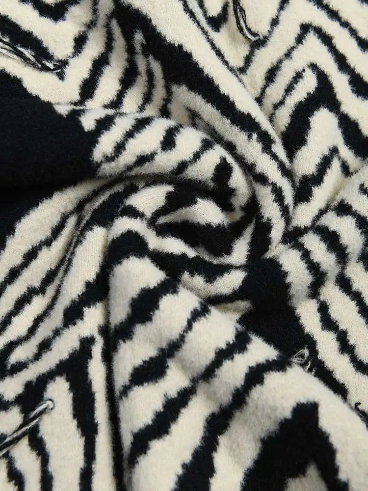 Women  Knitting Striped Tassels Big Size Dress New Round Neck Long Sleeve Loose Fit Fashion Tide Spring Autumn 2025 SG592