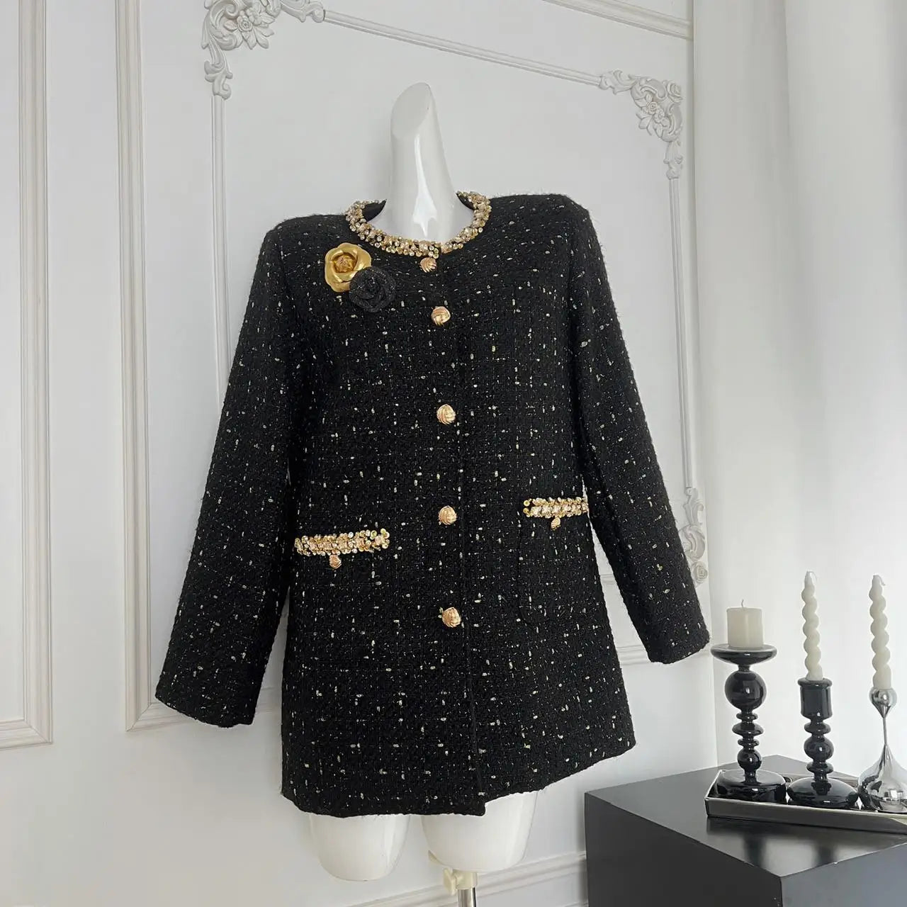 White Women New Black Patchwork Elegant Down Woolen Coat 2024 New French Vintage White Diamond Round Neck Single Breasted Jacket