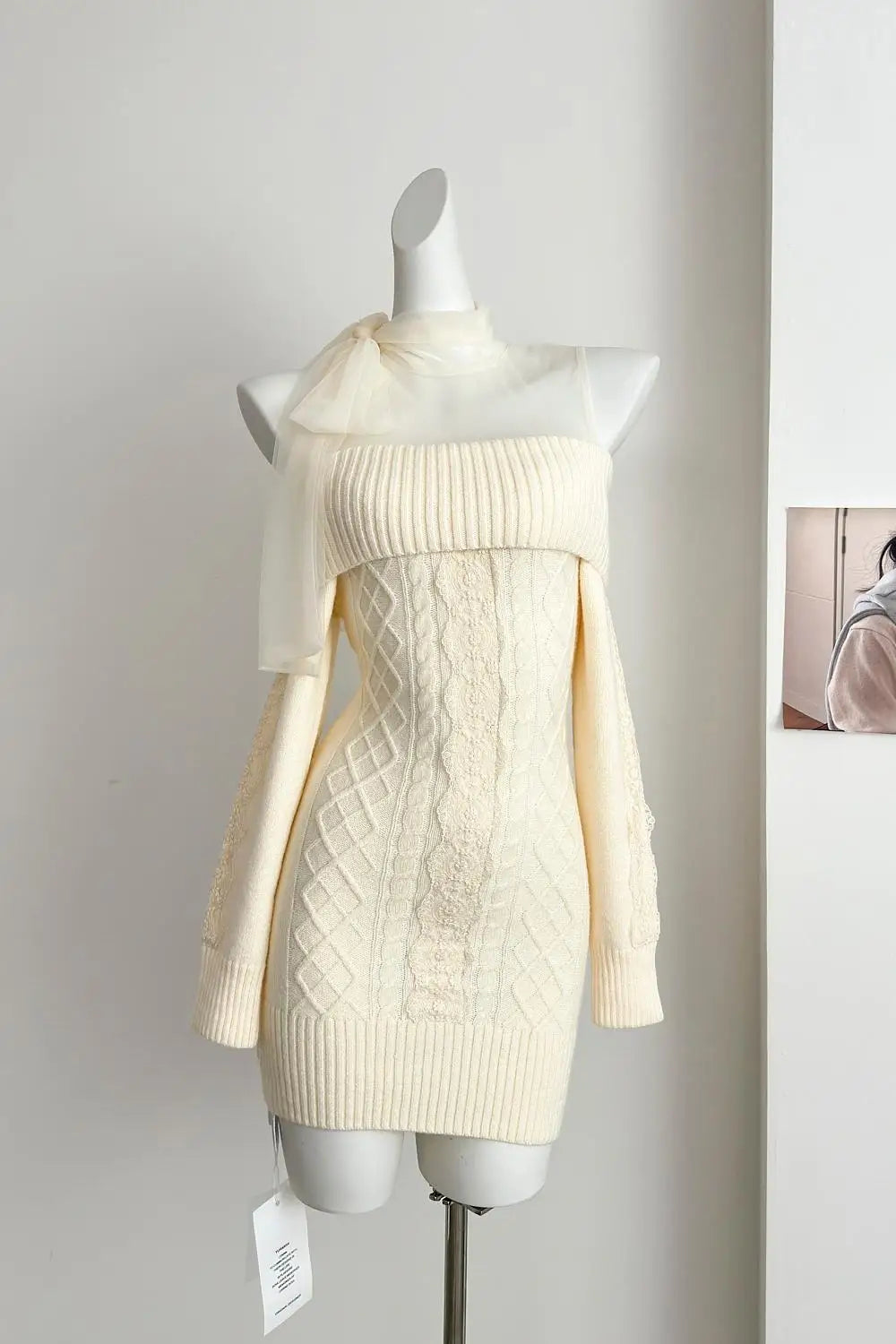 Autumn Winter Korean Pink Off Shoulder Slim Long Sleeve Bow Bandage Short Dress Women Beige Patchwork Lace Wrap Hip Knit Dresses